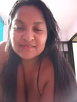 lucia00xx online show from 02/02/26, 10:08