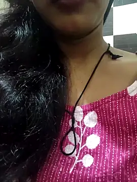 Snapshot of anjali2351 chatting on 10/21/25, 02:01 anjali2351 online show from 10/21/25, 02:01