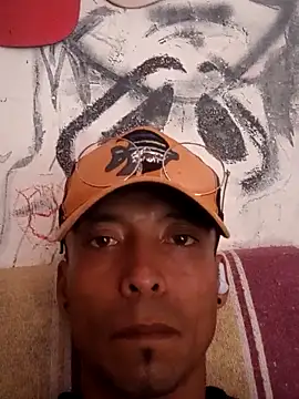 8uno online show from 10/24/25, 06:59