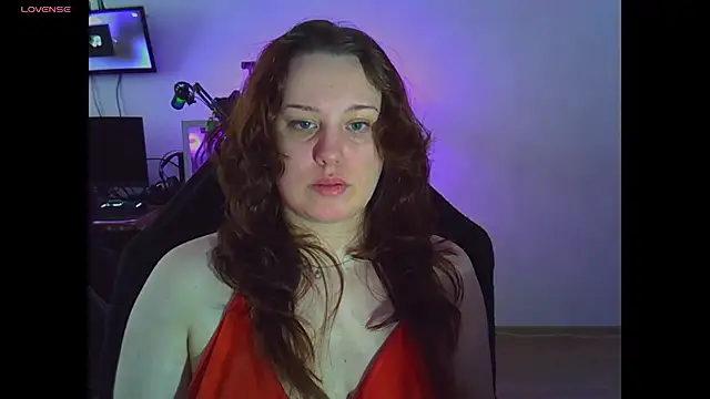 OnikaOrtizZ online show from 10/08/25, 07:39