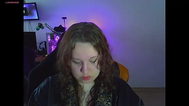 OnikaOrtizZ online show from 10/09/25, 10:13
