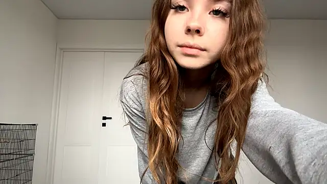 EhtelBiondi online show from 10/29/25, 08:05