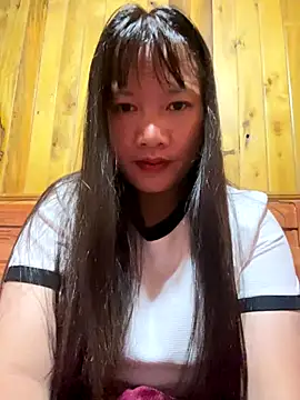 Snapshot of TrangNemo chatting on 12/05/25, 12:30 TrangNemo online show from 12/05/25, 12:30