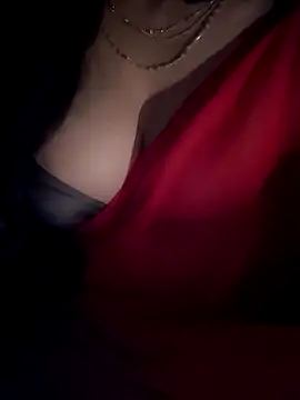 Snapshot of chocogirl_001 chatting on 11/07/25, 06:02 chocogirl 001 online show from 11/07/25, 06:02