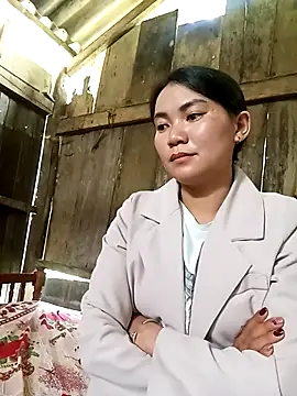 Snapshot of kun-love chatting on 10/19/25, 04:13 kun-love online show from 10/19/25, 04:13