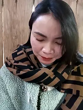 Snapshot of kun-love chatting on 11/28/25, 02:03 kun-love online show from 11/28/25, 02:03