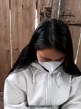 Snapshot of kun-love chatting on 01/17/26, 02:27 kun-love online show from 01/17/26, 02:27