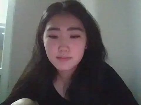 Snapshot of Zorivale chatting on 02/11/26, 08:25 Zorivale online show from 02/11/26, 08:25
