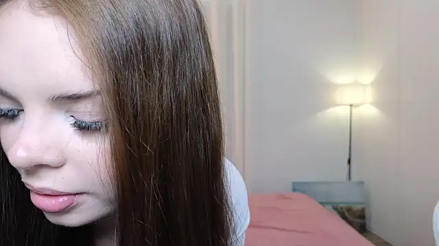CelineXoxo online show from 10/17/25, 10:07