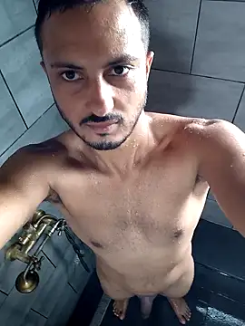 chocoman3 online show from 11/08/25, 11:43