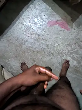 Snapshot of Bull_For_Cuckold_Realmeet chatting on 11/09/25, 07:39 Bull For Cuckold Realmeet online show from 11/09/25, 07:39