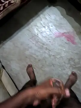 Snapshot of Bull_For_Cuckold_Realmeet chatting on 11/18/25, 06:34 Bull For Cuckold Realmeet online show from 11/18/25, 06:34