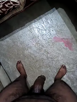 Snapshot of Bull_For_Cuckold_Realmeet chatting on 03/11/26, 10:21 Bull For Cuckold Realmeet online show from 03/11/26, 10:21