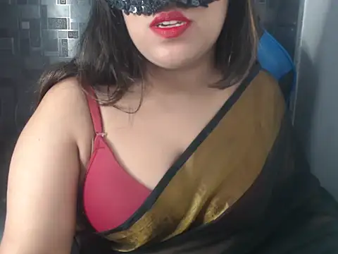 Snapshot of miss_miyu chatting on 10/11/25, 05:22 miss miyu online show from 10/11/25, 05:22