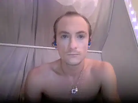Snapshot of Dubbsssss chatting on 07/29/26, 08:07 Dubbsssss online show from 07/29/26, 08:07