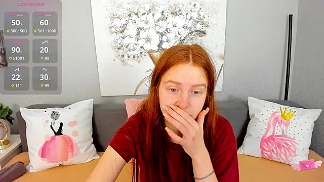 Snapshot of Evarey_ chatting on 11/15/25, 05:27 Evarey online show from 11/15/25, 05:27