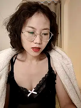 nini10052025 online show from 11/20/25, 01:28