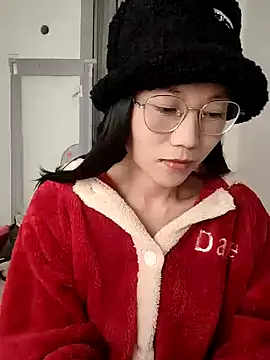 nini10052025 online show from 11/26/25, 04:46