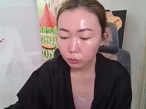 Ysolena online show from 02/22/26, 12:23