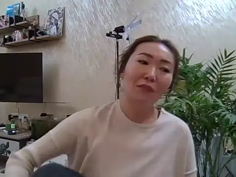 Ysolena online show from 03/13/26, 02:01