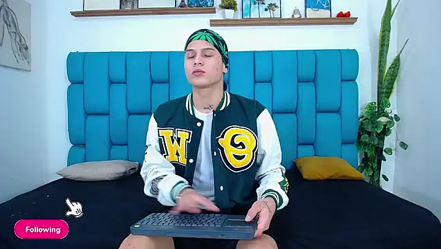 Brian hot online show from 04/20/26, 12:08