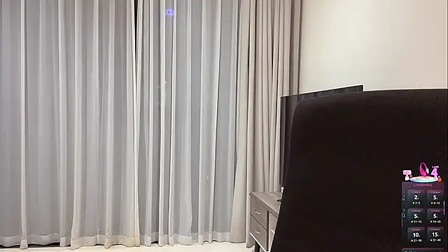 Nebula-qiu online show from 10/15/25, 03:45