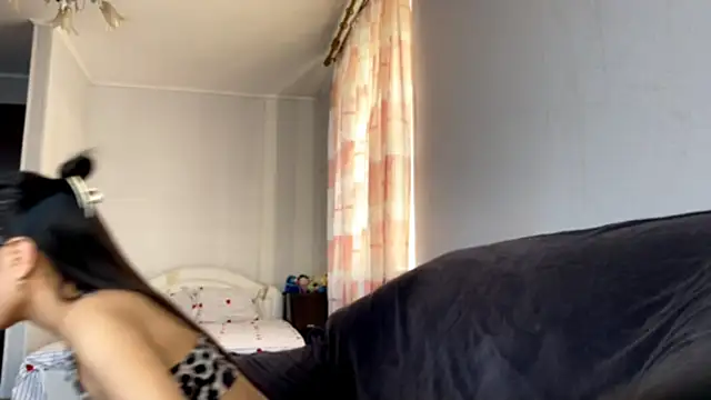 KamilahArcilla online show from 10/12/25, 01:48