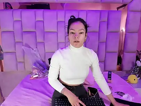 Gisell Squirt  online show from 11/27/25, 12:40