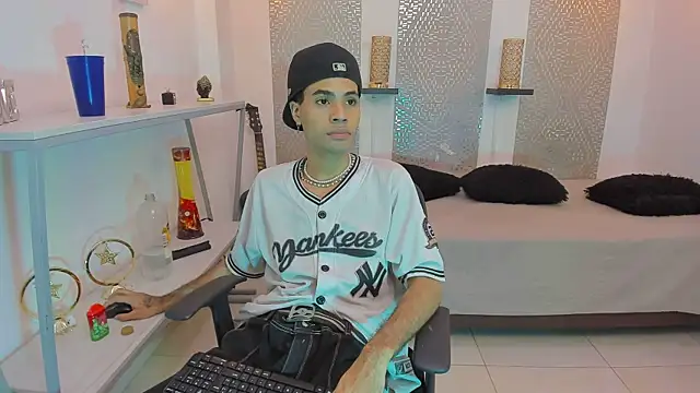 JacobBlackwell  online show from 11/14/25, 12:20