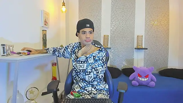 JacobBlackwell  online show from 11/14/25, 07:23