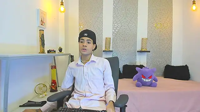 JacobBlackwell  online show from 11/17/25, 07:19