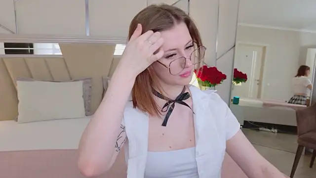 JessiJull online show from 03/03/26, 05:19