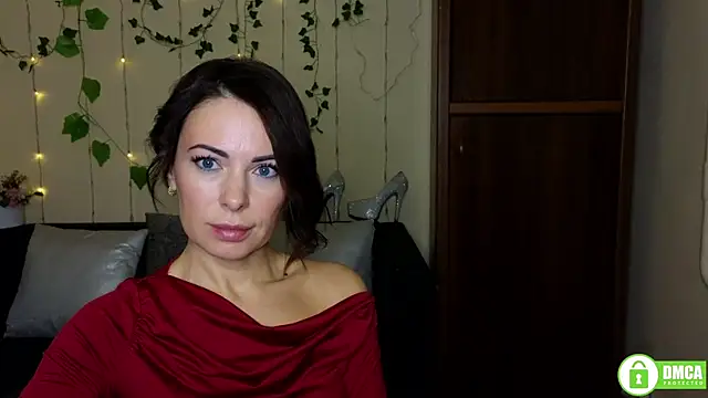 Rita lovvylyou online show from 10/30/25, 06:26