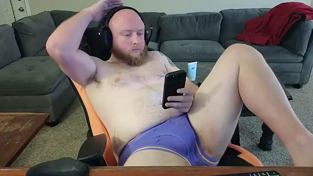 Snapshot of theballboy1 chatting on 10/25/25, 04:53 theballboy1 online show from 10/25/25, 04:53