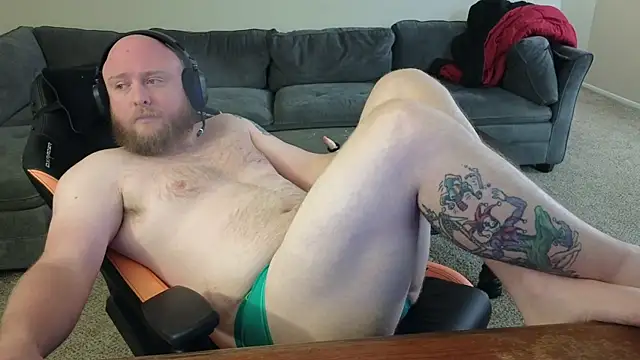 Snapshot of theballboy1 chatting on 11/03/25, 03:30 theballboy1 online show from 11/03/25, 03:30