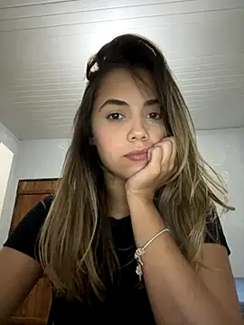 estrela aguiar online show from 10/08/25, 11:46