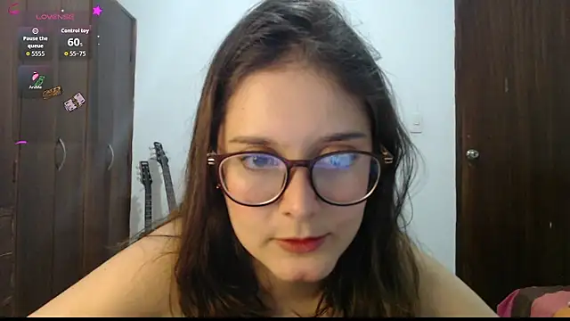 CarlaLorez online show from 03/11/26, 04:07