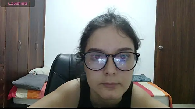 Snapshot of CarlaLorez chatting on 07/16/26, 11:55 CarlaLorez online show from 07/16/26, 11:55