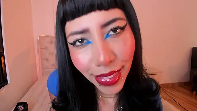Snapshot of Nina_fox_0691 chatting on 05/30/26, 05:32 Nina fox 0691 online show from 05/30/26, 05:32