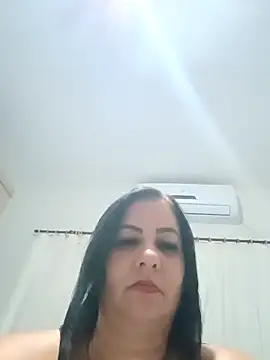 Snapshot of CleoHot25 chatting on 12/22/25, 12:07 CleoHot25 online show from 12/22/25, 12:07