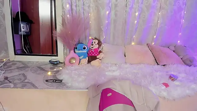 Snapshot of Lilith_salvatoree chatting on 05/19/26, 01:22 Lilith salvatoree online show from 05/19/26, 01:22