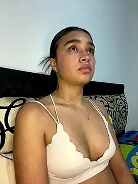 Snapshot of Iam_samanthaa chatting on 10/10/25, 11:37 Iam samanthaa online show from 10/10/25, 11:37