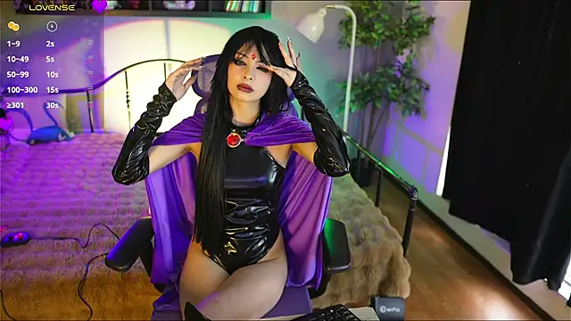 Bayonetta doll online show from 10/16/25, 09:16