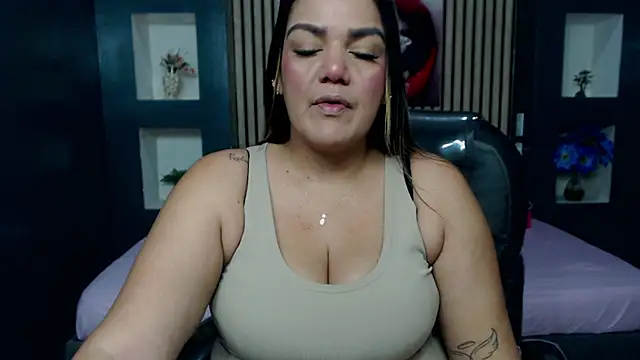 Snapshot of ruby_jimenez19 chatting on 10/30/25, 02:24 ruby jimenez19 online show from 10/30/25, 02:24