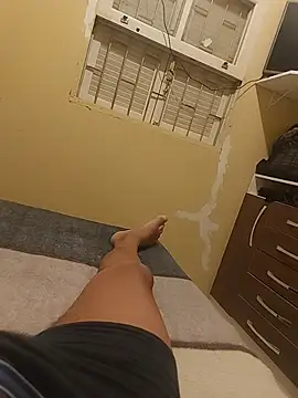 Merlin2310 online show from 12/22/25, 05:04