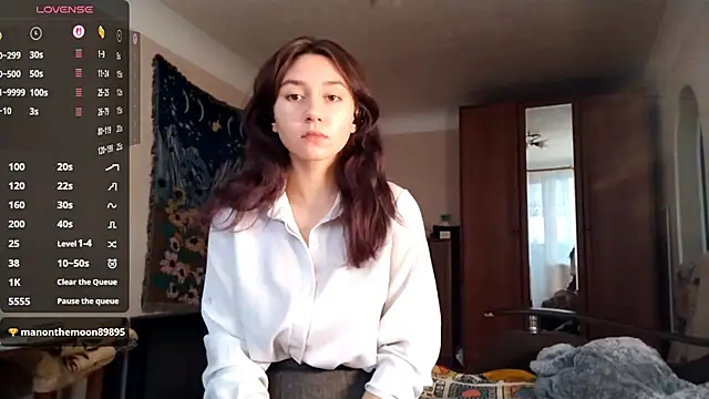 MiaLovelyOne online show from 11/15/25, 06:11