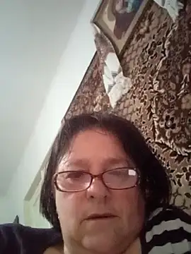 MilaCold5443 online show from 04/18/26, 05:00