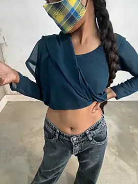 Rani hot2 online show from 10/16/25, 07:53