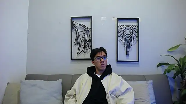 Austin Reeds online show from 10/20/25, 03:45