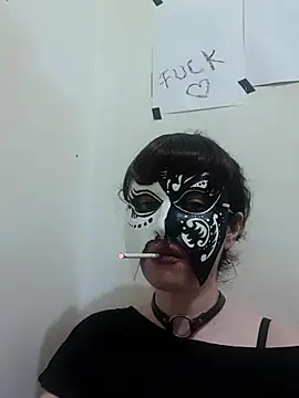 Snapshot of Heelite chatting on 10/28/25, 09:35 Heelite online show from 10/28/25, 09:35